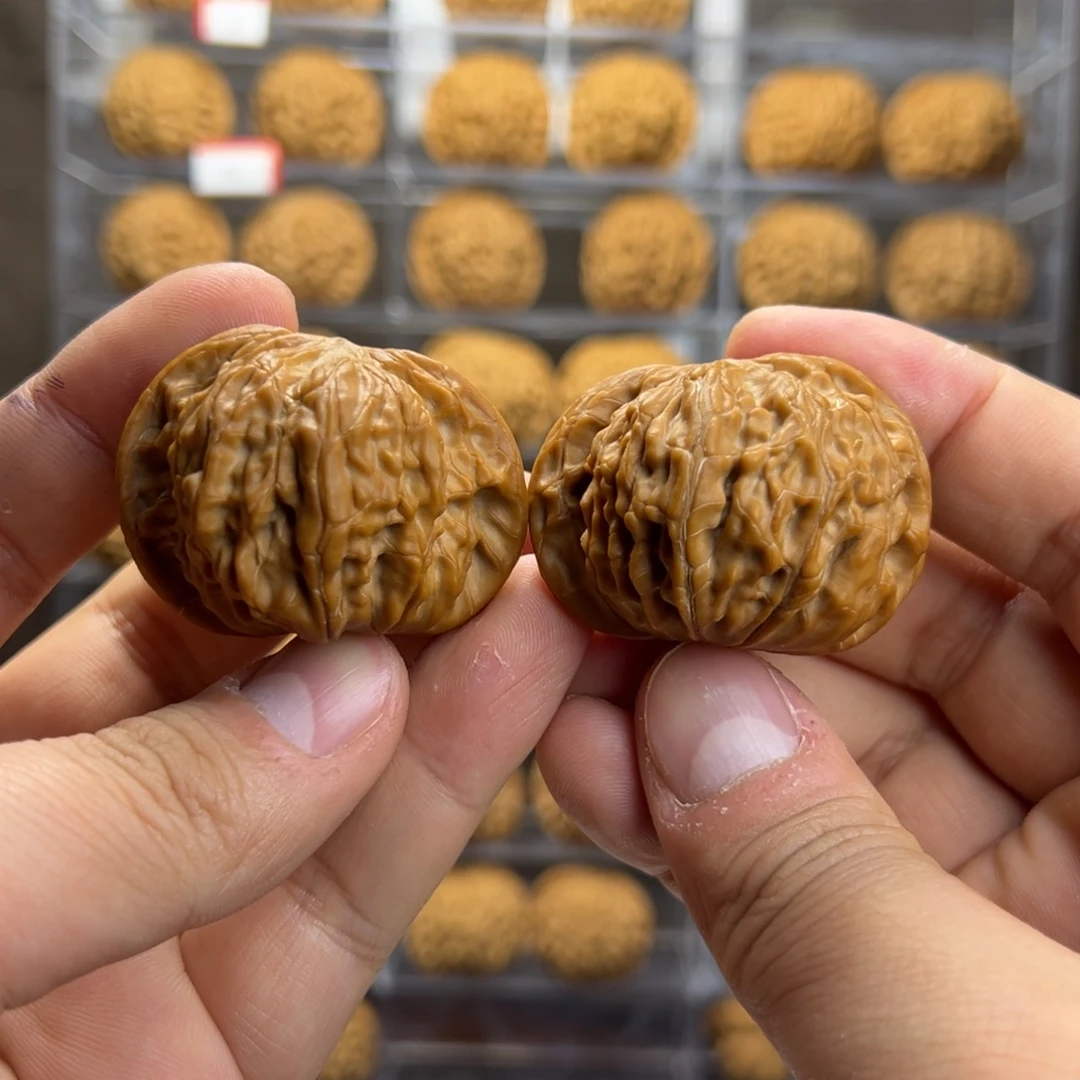 吊坠文玩核桃蝴蝶磨