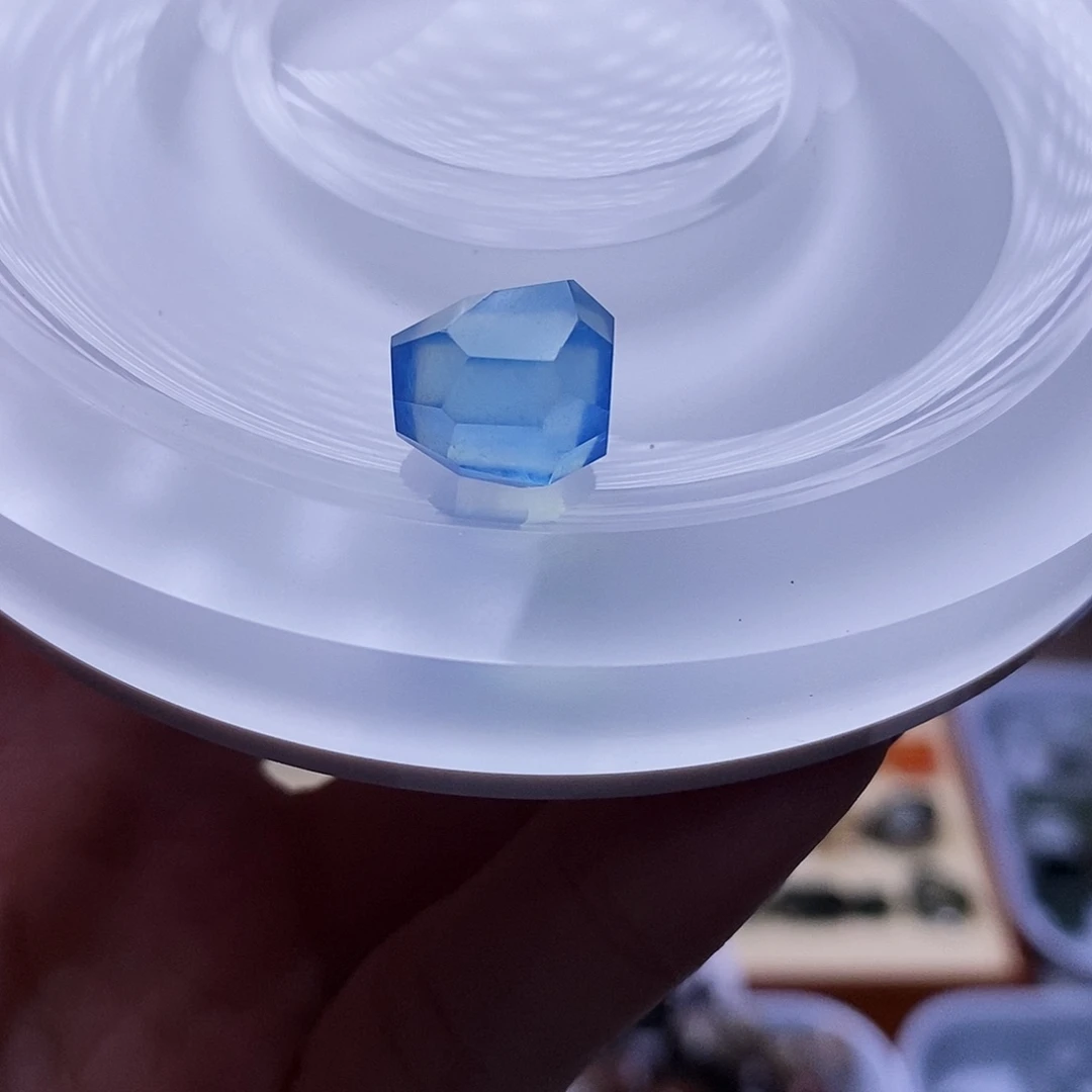 水晶天然水晶打孔不退不换未镶嵌