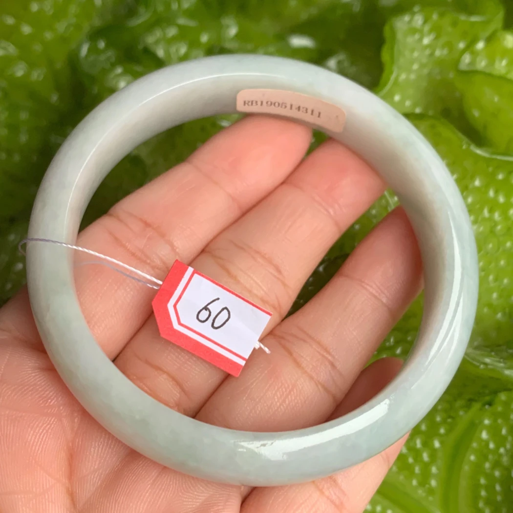 翡翠手镯60圈口正品天然翡翠A货手镯翡翠玉手镯大圈口手镯礼物女
