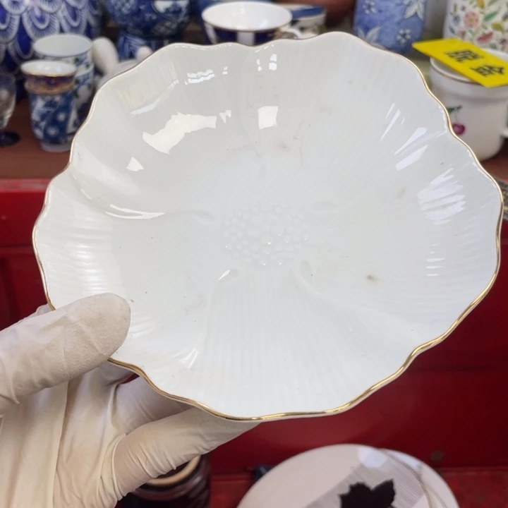 他家瓷器真美…开播了