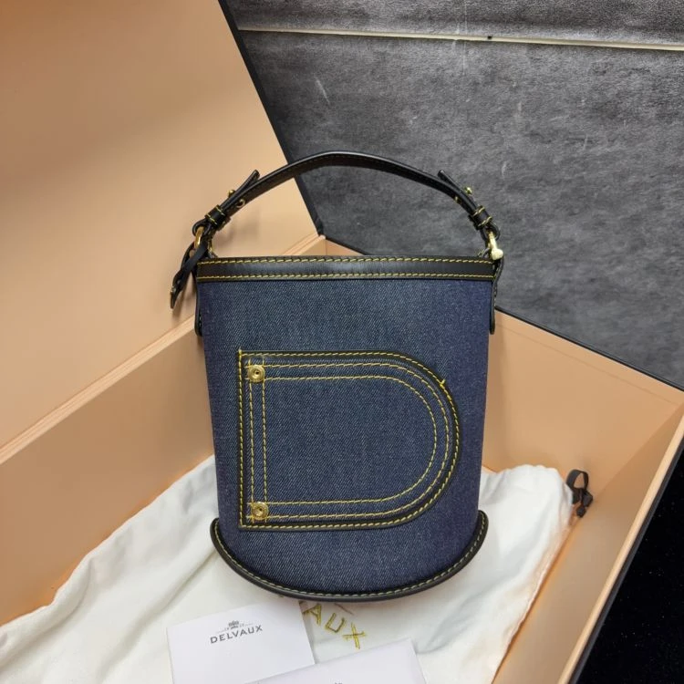 95新/德尔沃/包包/[251031XZWC]/C4536122758