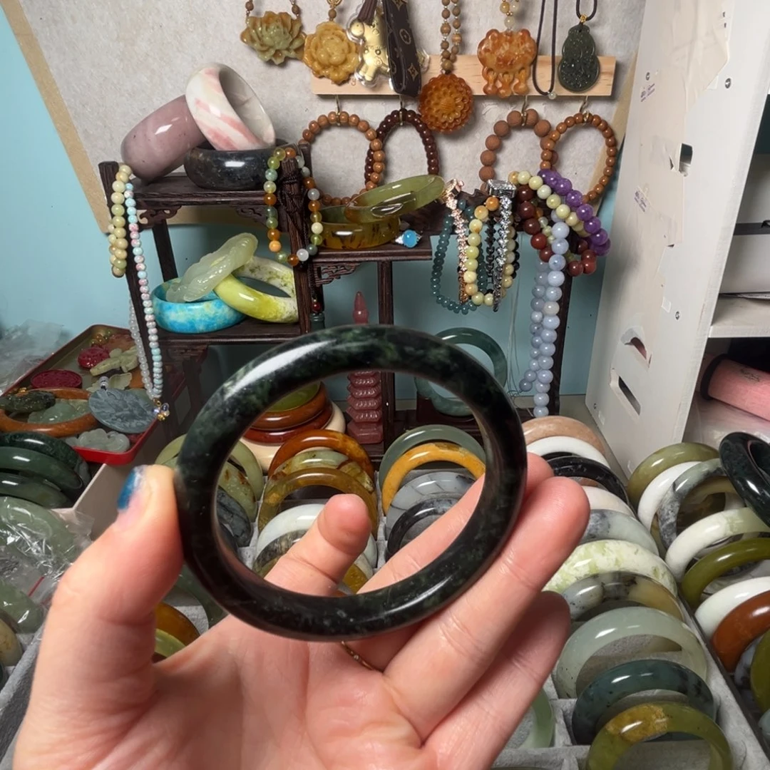 蛇纹石玉未镶嵌手镯58.5