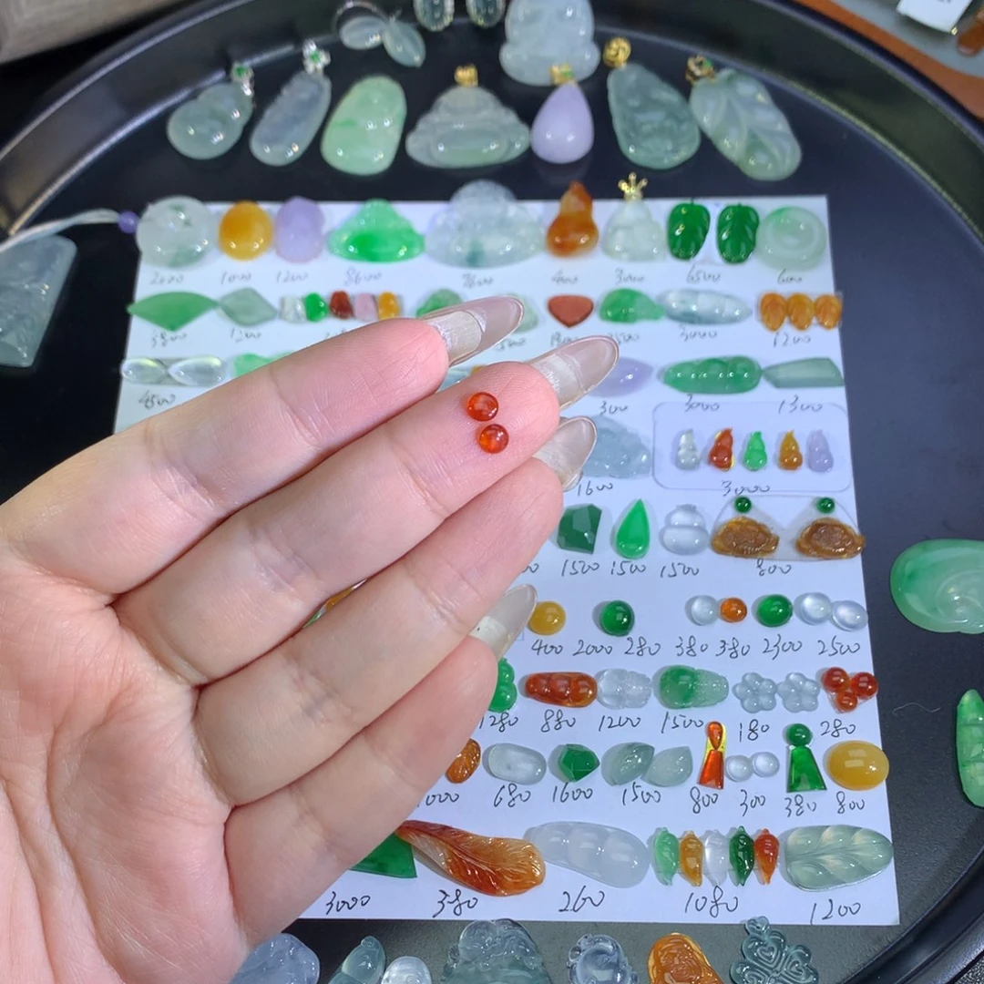 翡翠未镶嵌吊坠(不含链)冰红蛋