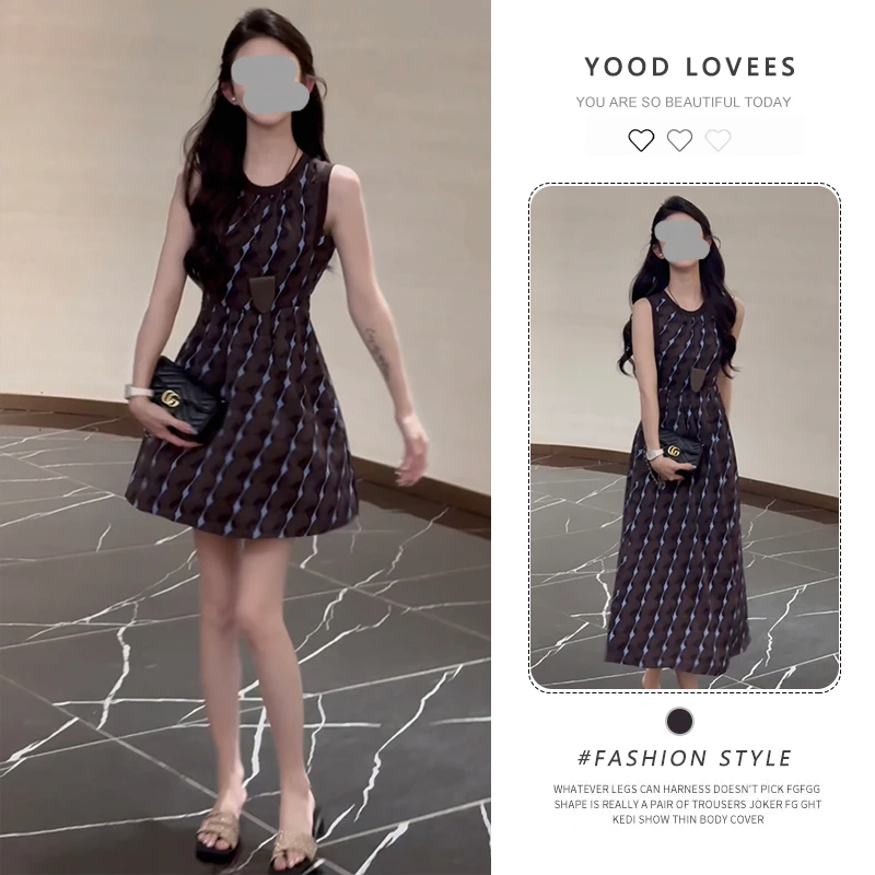 时尚连衣裙女2025夏季新款洋气宽松显瘦斜纹扭花松弛慵懒感连衣裙