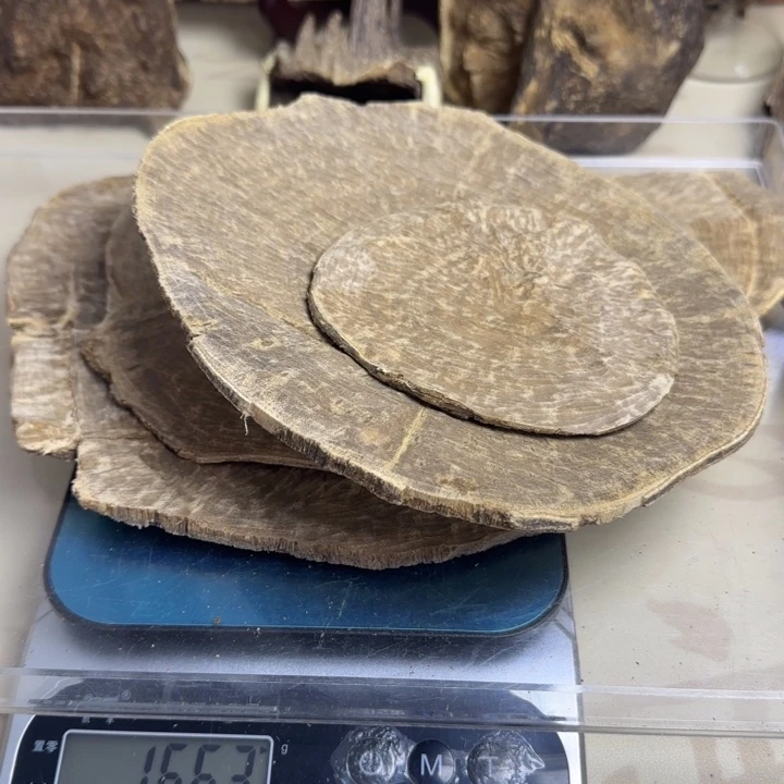 沉香沉香碎屑沉香板头60克