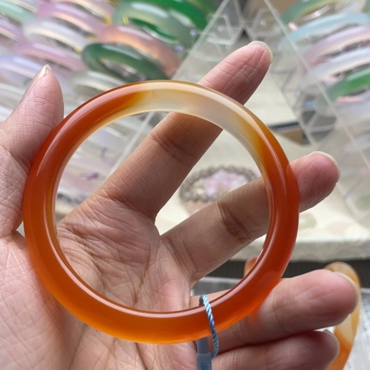 手镯玛瑙/玉髓未镶嵌