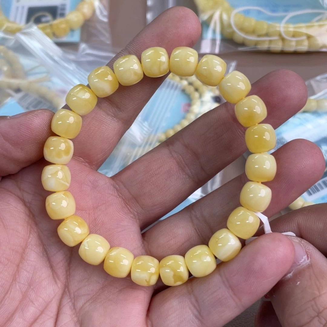 琥珀裸石未镶嵌181000000000