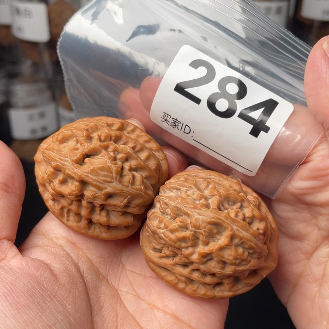 把件文玩核桃全品43红锦鲤