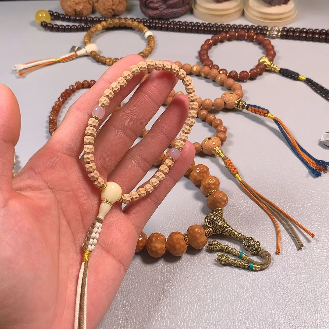 柏香籽/百香籽吊坠。。。。。。。。。