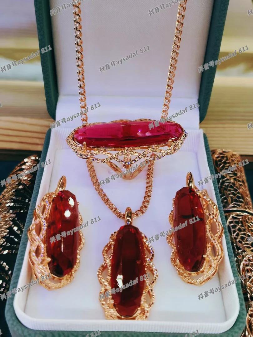 铜合金锆石吊坠 高级感俄罗斯585紫金色蒙化14k设计镂空花菱形