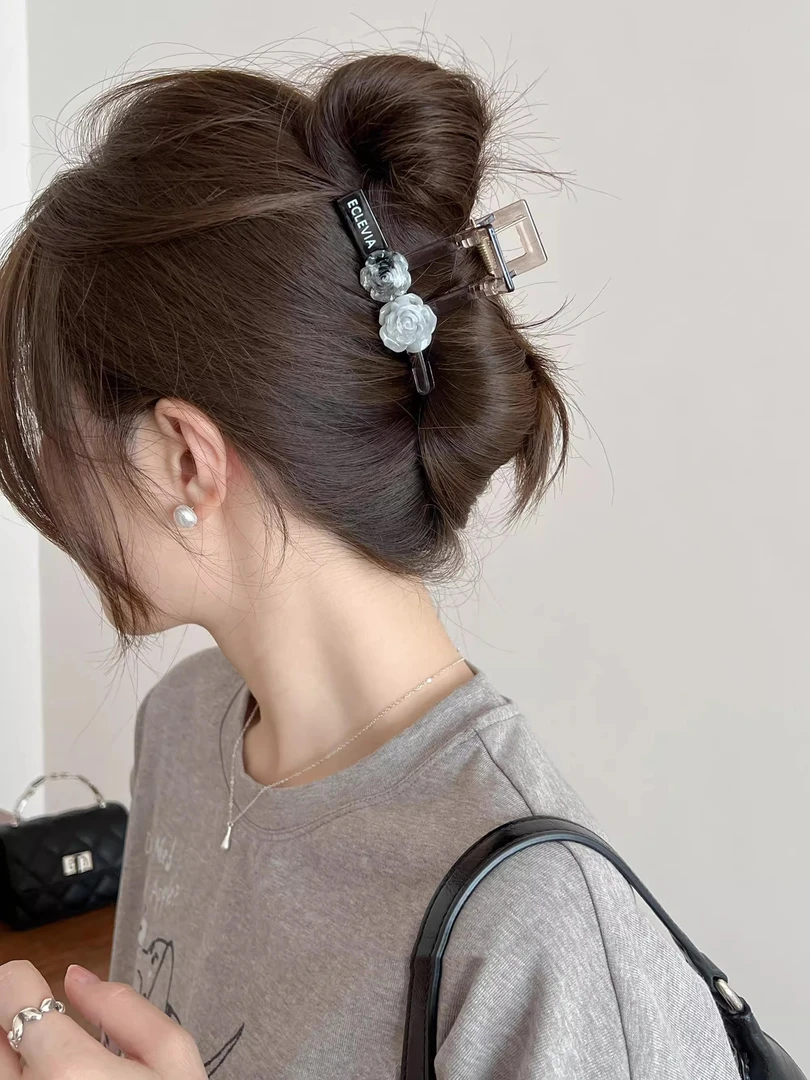 优雅小香风山茶花中号8CM半抓夹女神透明茶黑色系