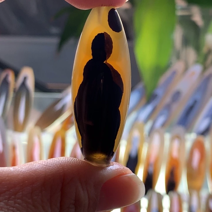 未镶嵌玛瑙/玉髓珠宝半成品49