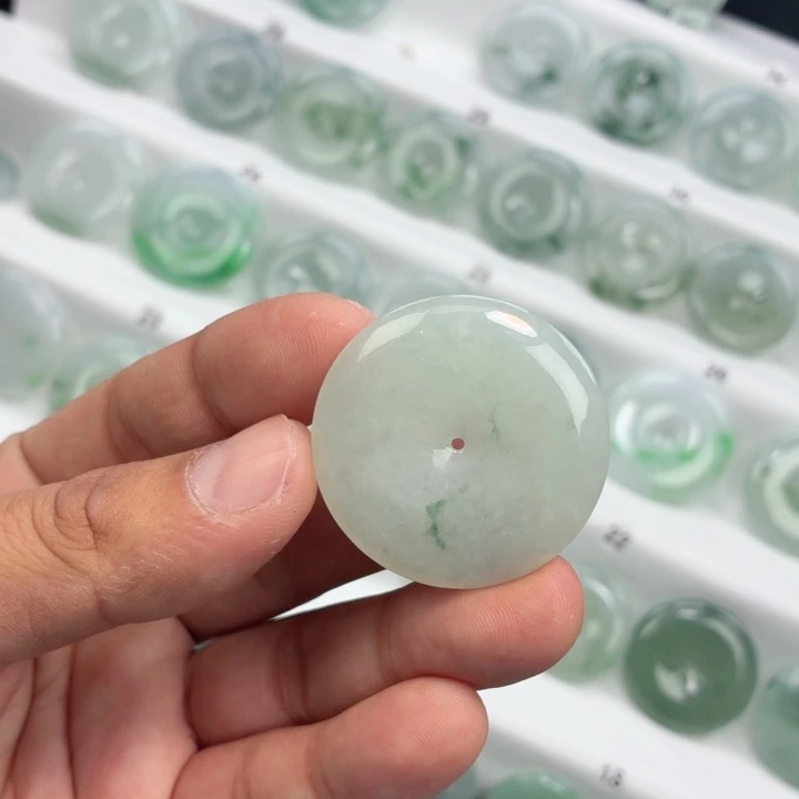 翡翠未镶嵌颈饰缅甸天然A货翡翠38-6.8