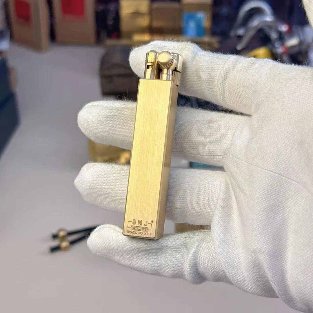 乾坤柱 纯黄铜 抬臂四方柱 创意摆件机