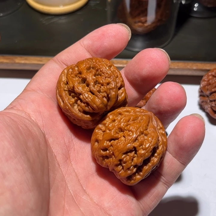 老***忙桃核吊坠狮子头核桃