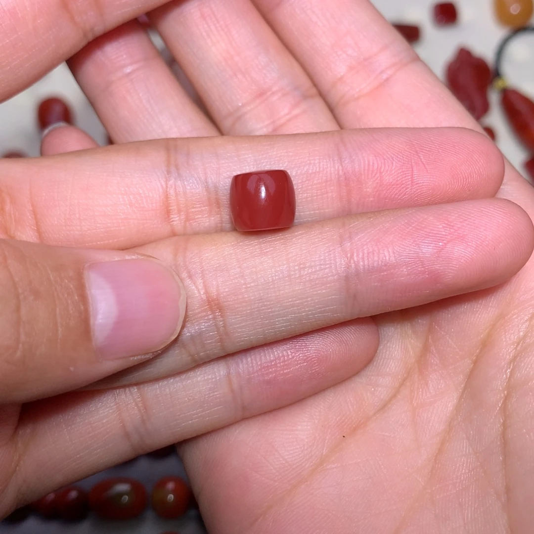 南红玛瑙牛血红直切未镶嵌j****y9×8