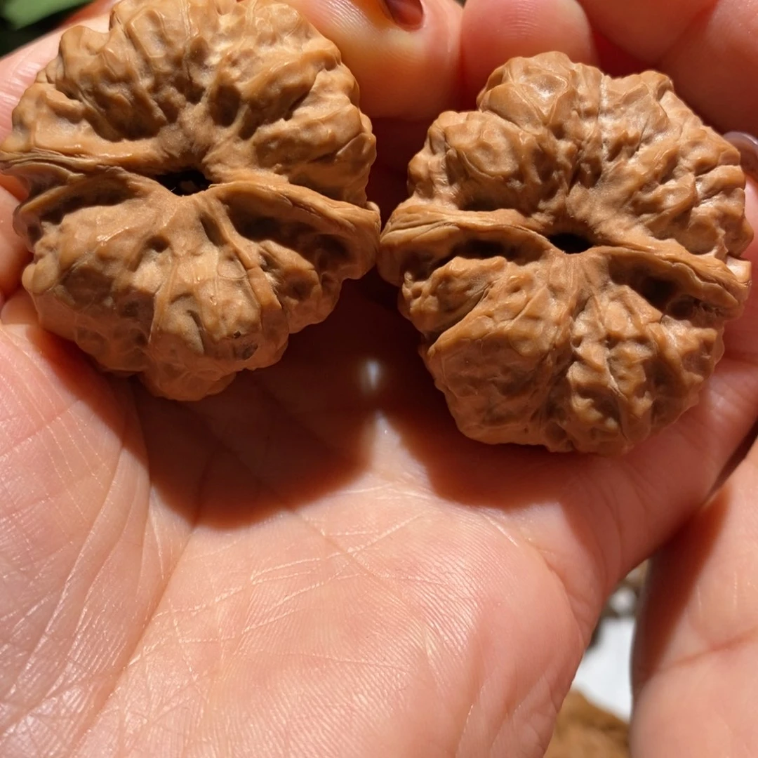 文玩核桃把件r****g蛤蟆头38