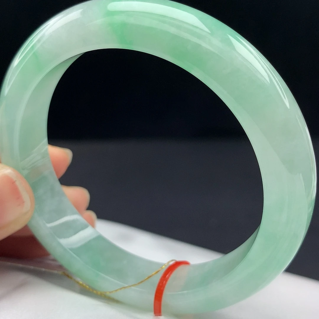 翡翠未镶嵌手镯56圈911