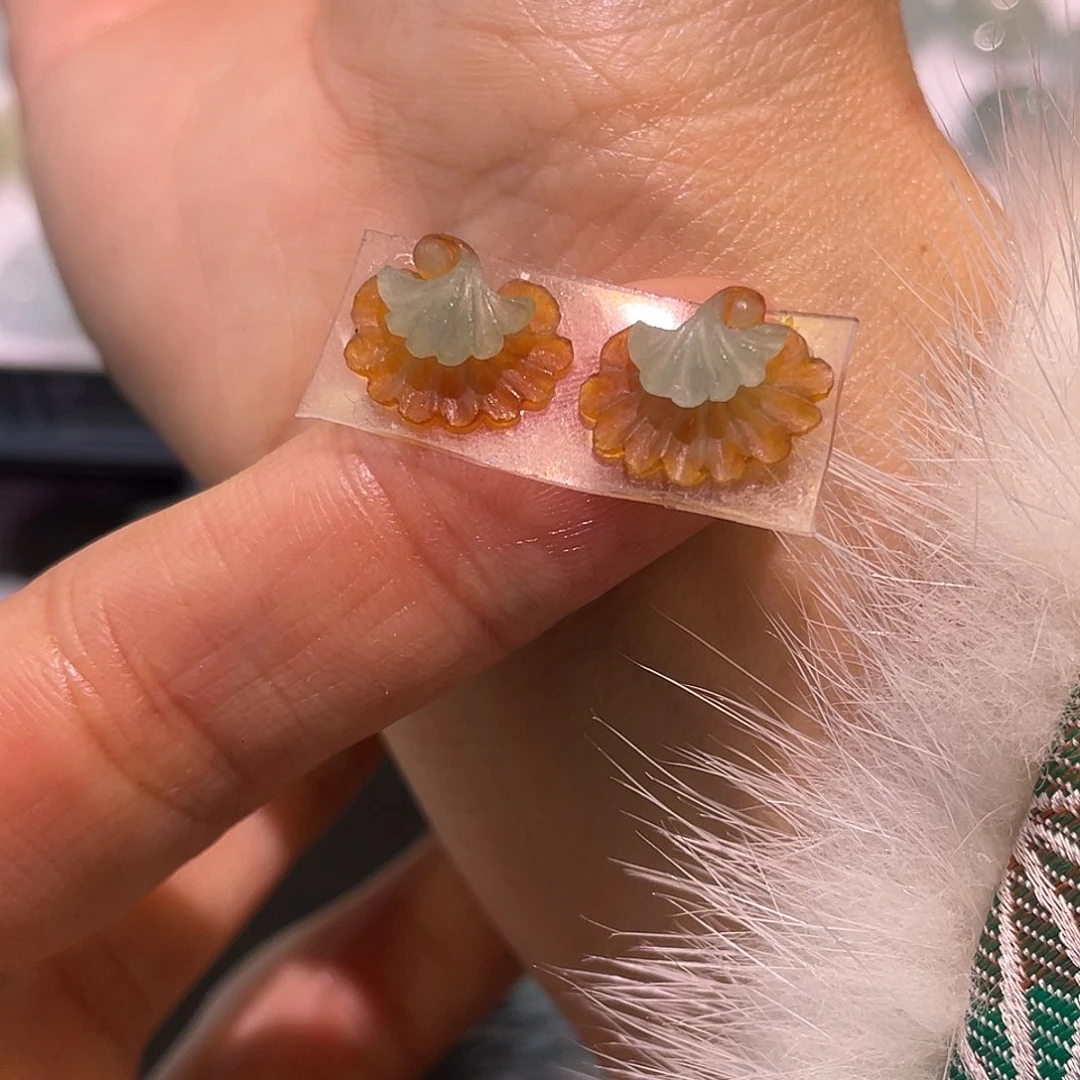 定制翡翠未镶嵌银杏叶