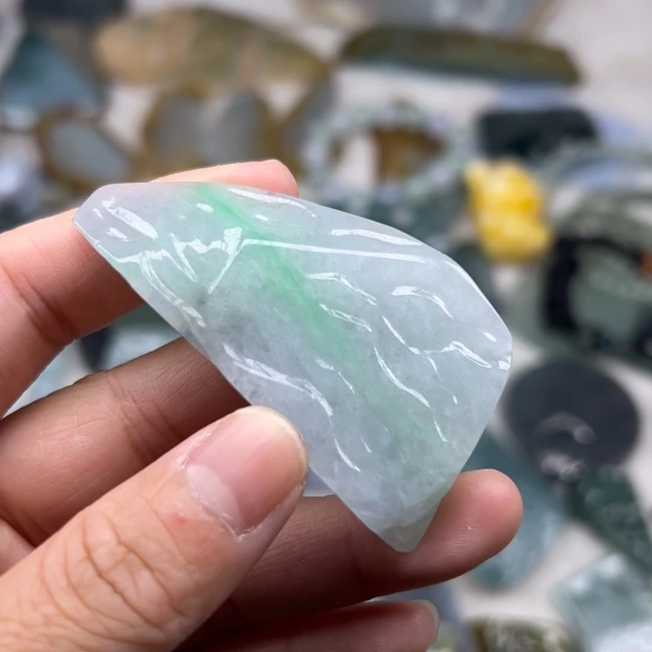 定制翡翠未镶嵌随行