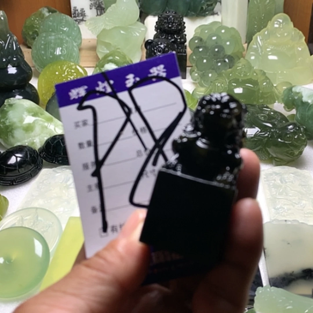 【闪购商品】蛇纹石玉未镶嵌颈饰