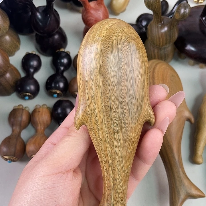 绿檀鲸鱼羊角梳子精油布袋穴位图