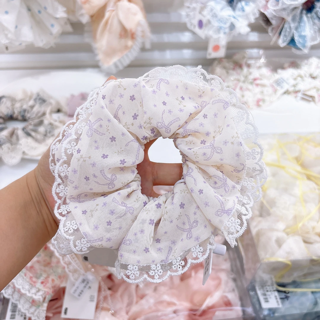 A-8511（满10米飞） 紫色碎花肠圈 发圈