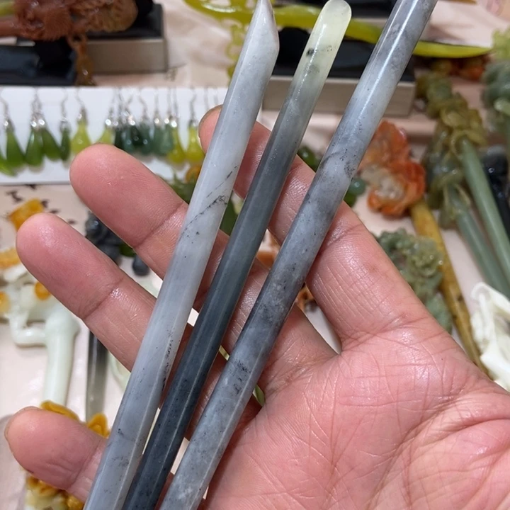 蛇纹石玉发簪未镶嵌