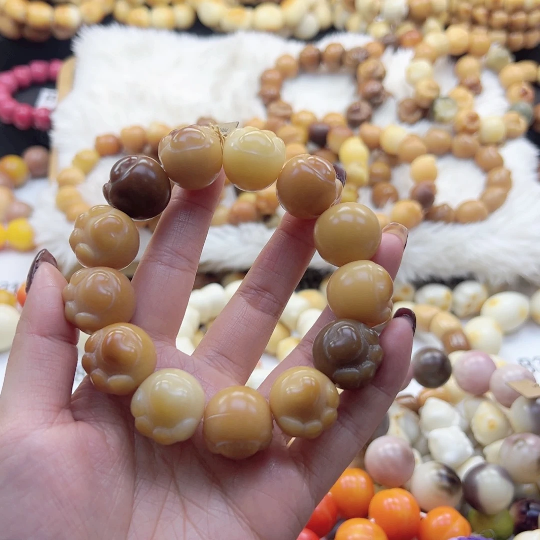 吊坠白玉菩提21卡干车干磨菩提微瑕