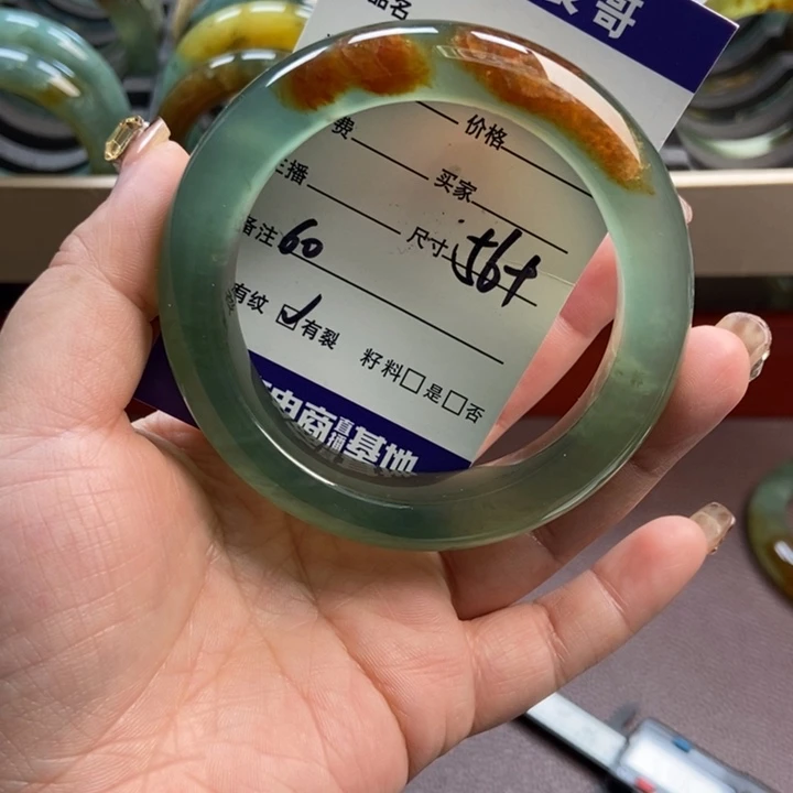 蛇纹石玉未镶嵌手镯手串