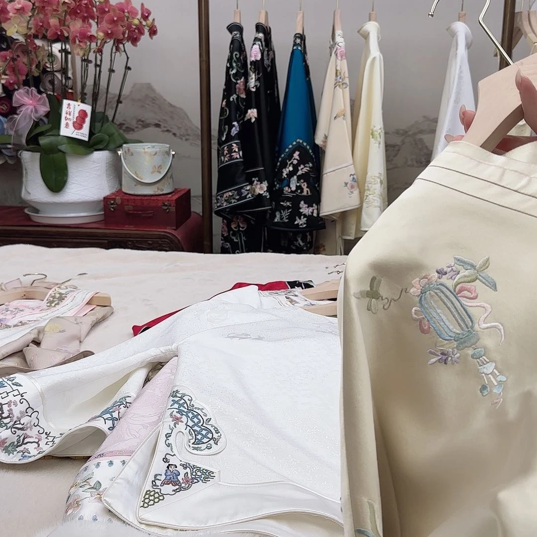 刺绣用****0苏州真丝衣服