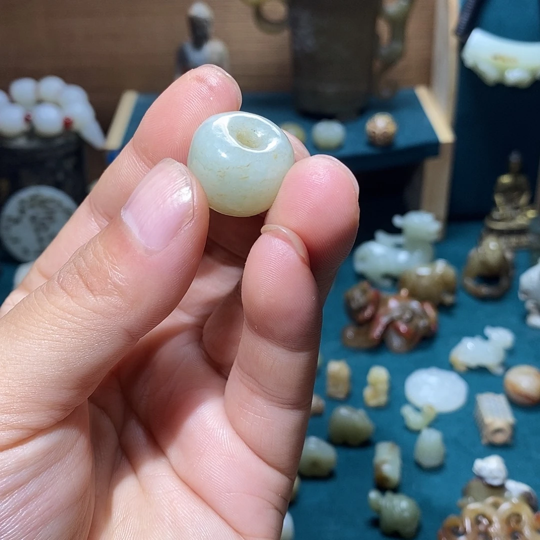 和田玉（糖玉）未镶嵌挂件