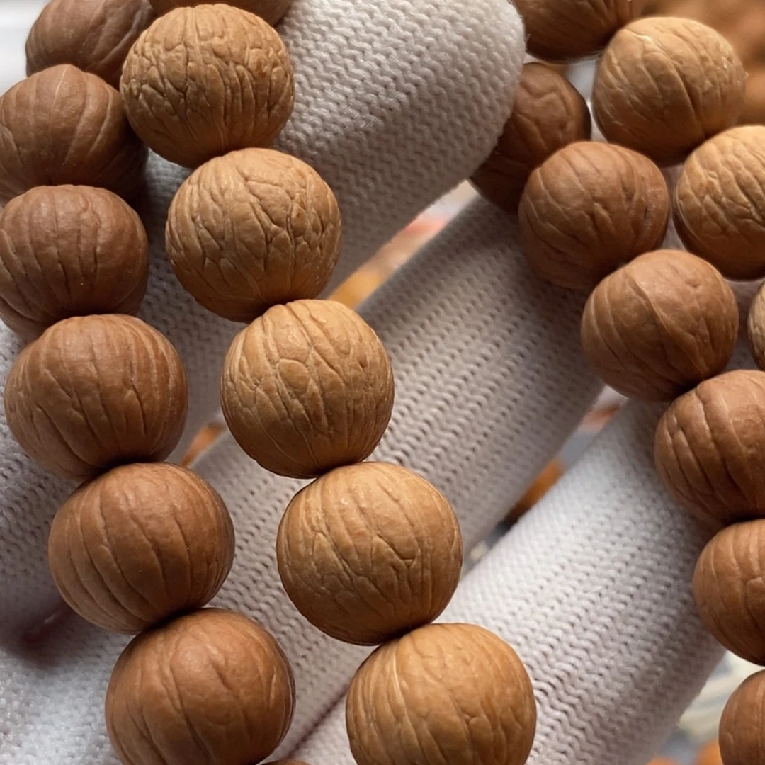 朝***年吊坠猴头核桃小南瓜手持I5