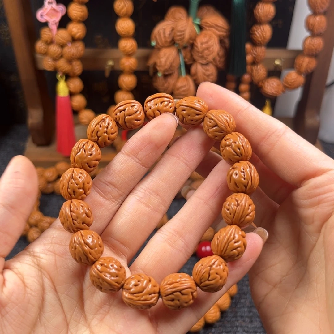 吊坠桃核桃枭手串L1