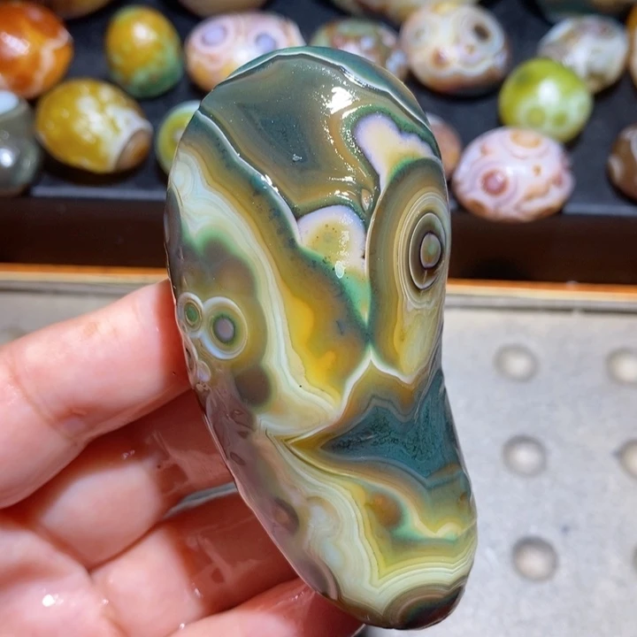 未镶嵌玛瑙/玉髓珠宝半成品39