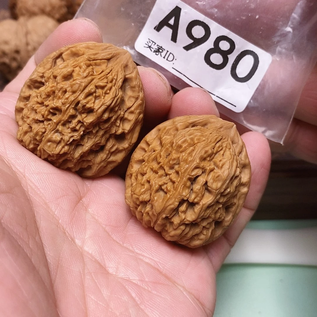 把件文玩核桃南疆石。