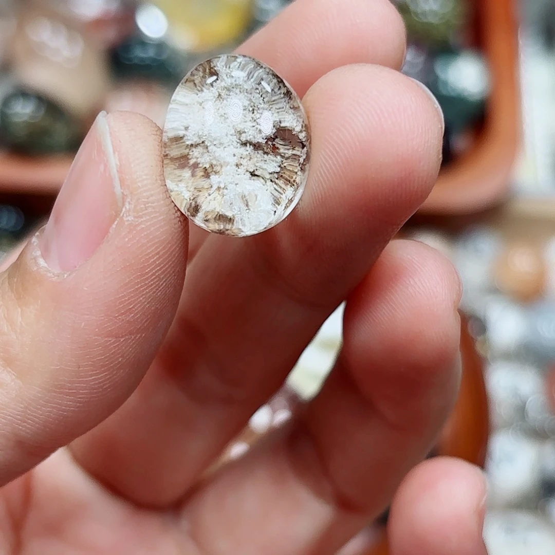 水晶未镶嵌颈饰水晶