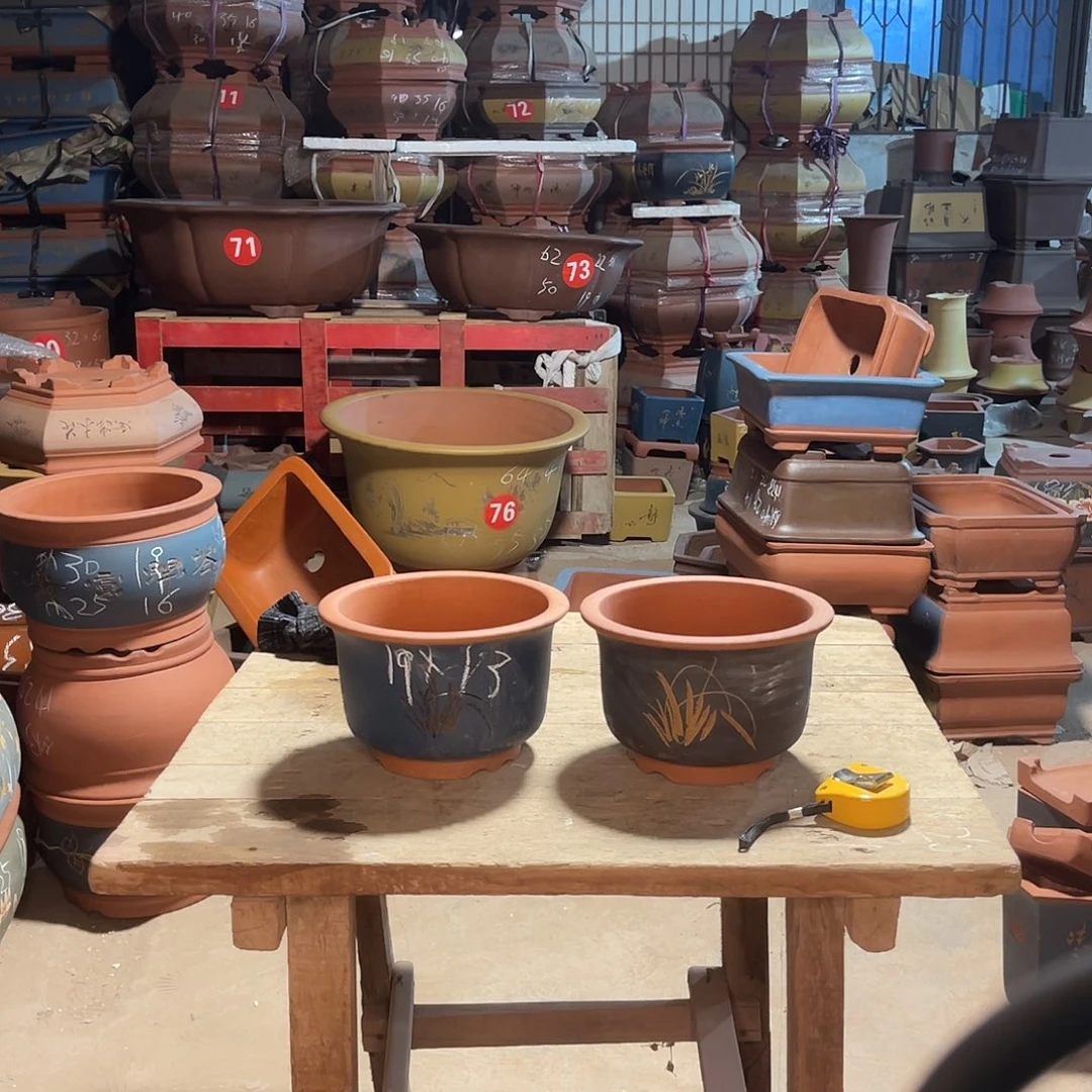 紫砂花盆小金钟盆两个