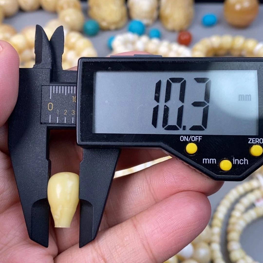 时***械未镶嵌蜜蜡珠宝奇石