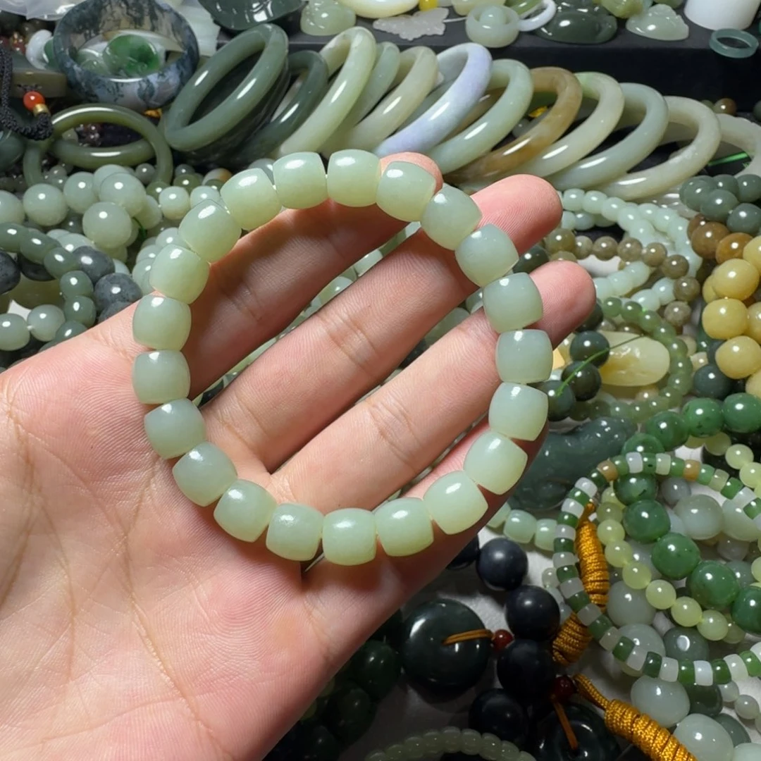 和田玉未镶嵌手串