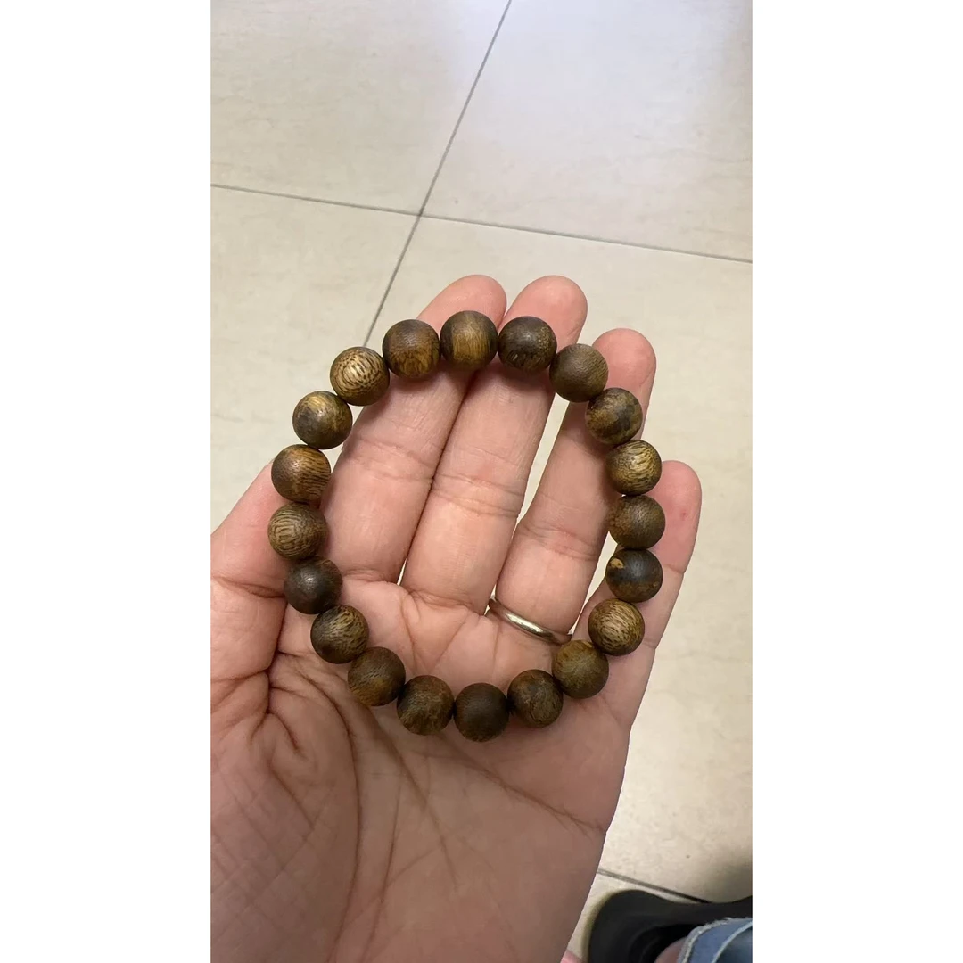 沉香 【央博供应链】 1.0留疤圆珠单圈发一条（赠养香料一份）