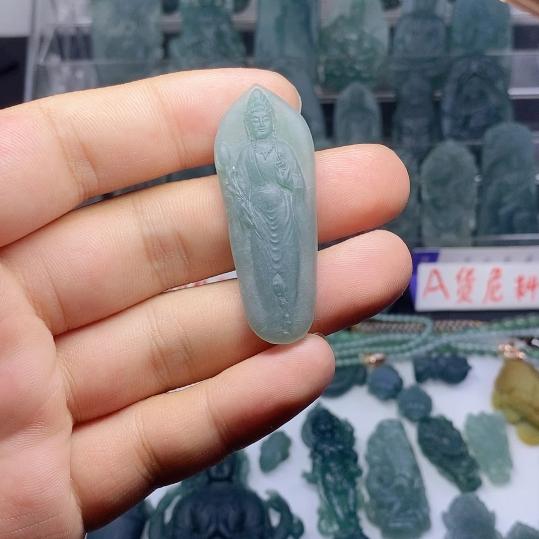 定制翡翠未镶嵌观音