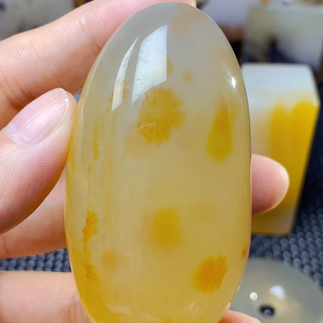 未镶嵌玛瑙/玉髓珠宝奇石