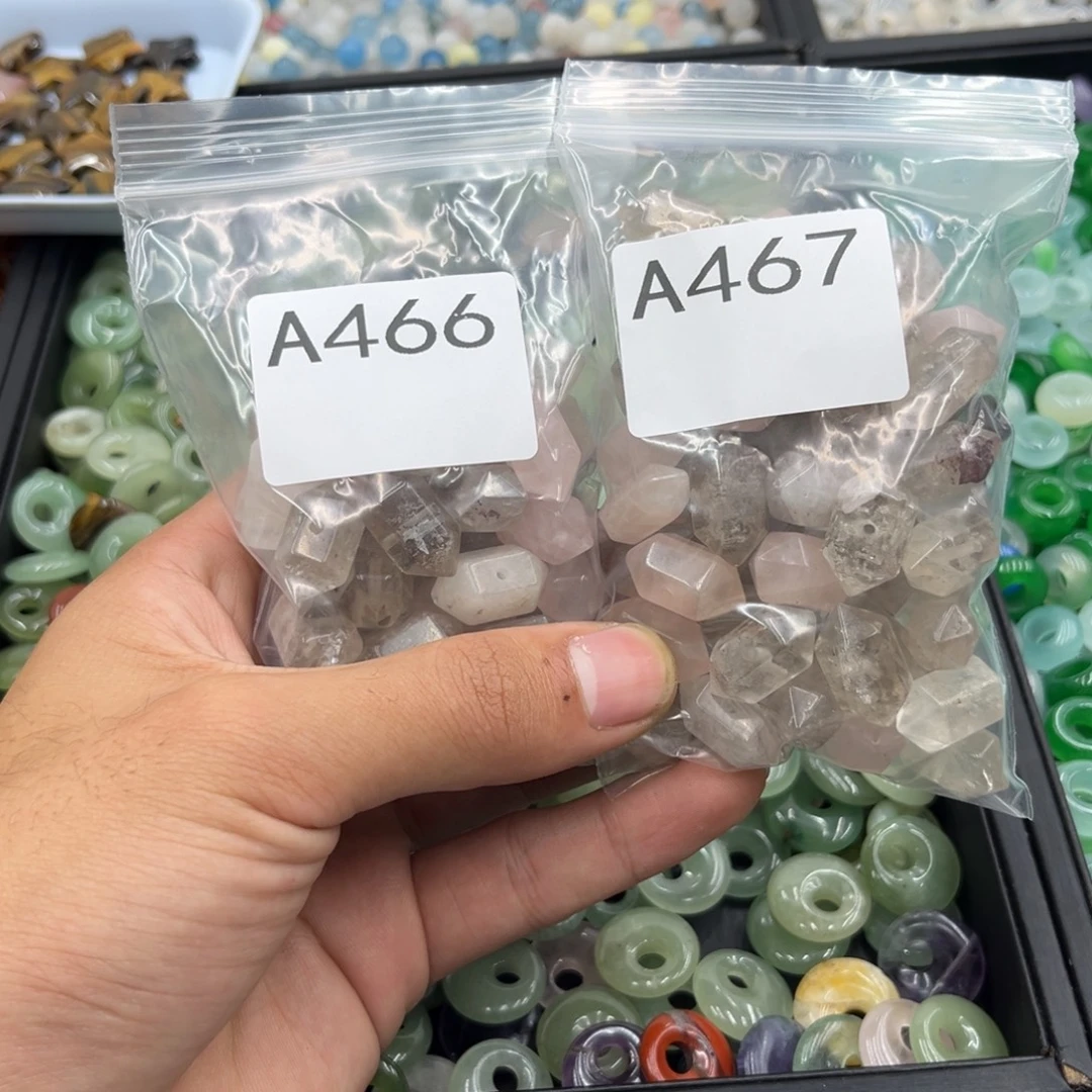 福***斯玛瑙/玉髓未镶嵌颈饰