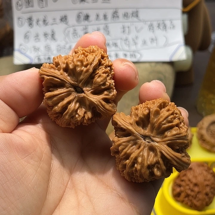 小***虎文玩核桃把件28号，42尺全品南疆石