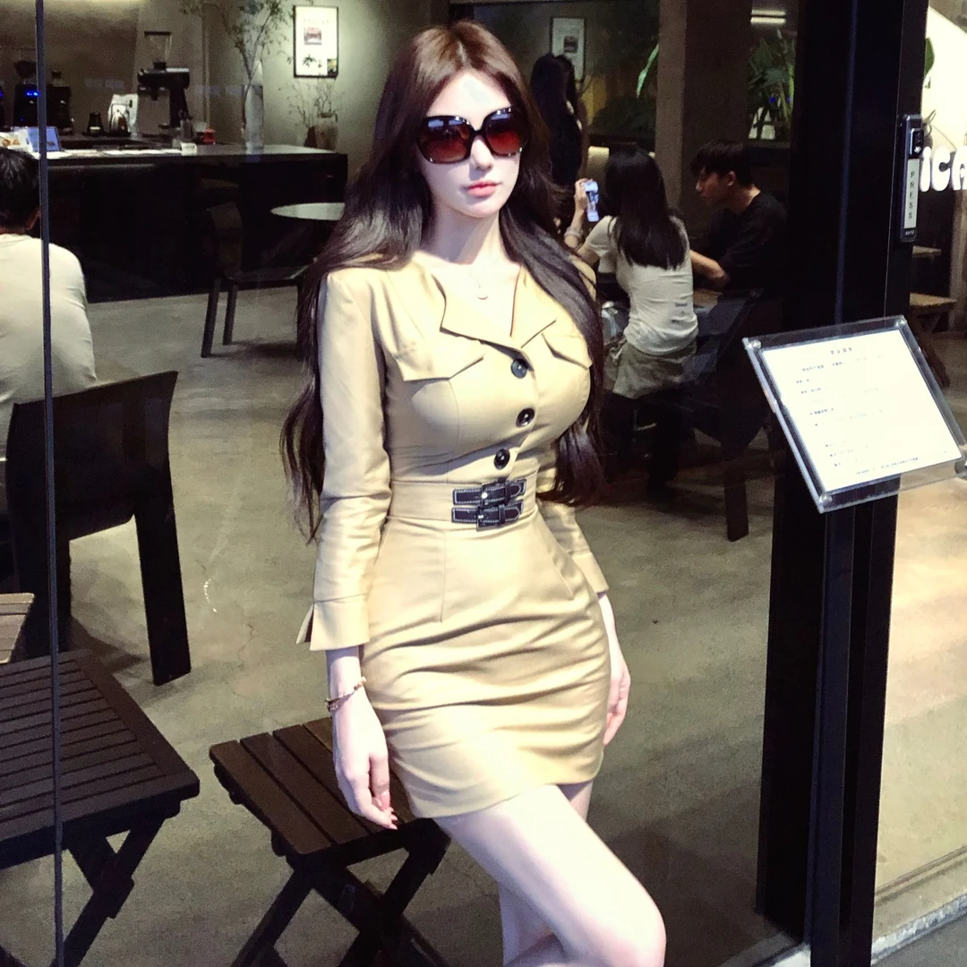 WW定制「伦敦恋人」显瘦气质网红时尚休闲百搭法式小众设计感风衣裙