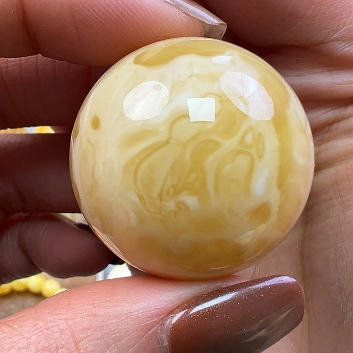 蜜蜡未镶嵌珠宝奇石