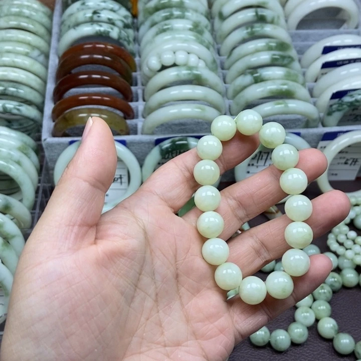 蛇纹石玉未镶嵌手链