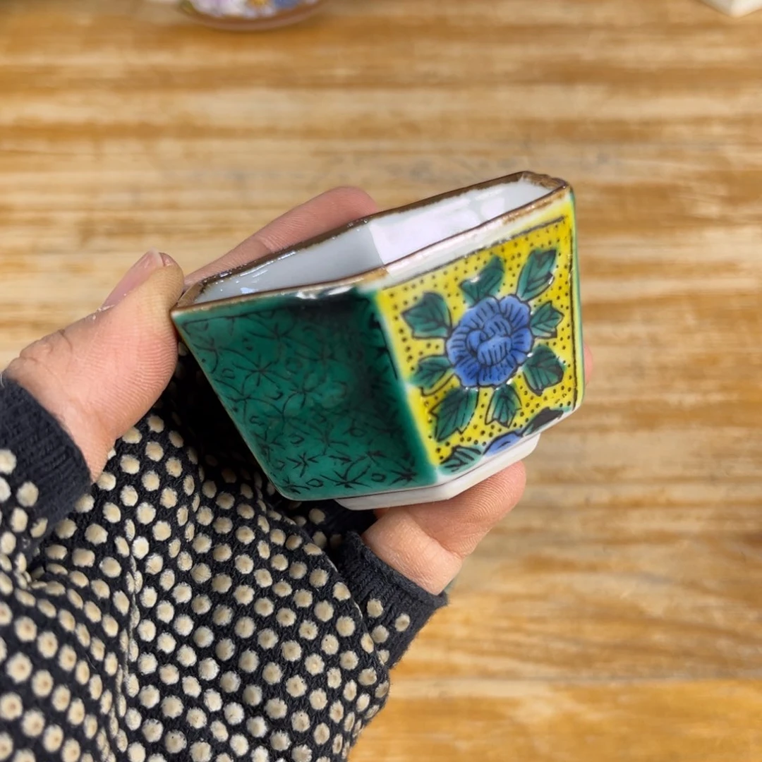 我也很开心很满足地看过很多电视了