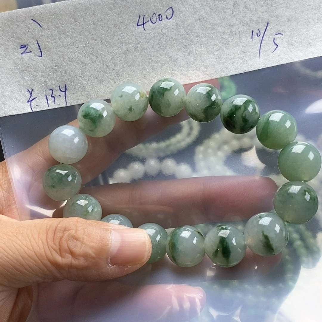 翡翠未镶嵌颈饰Z***精